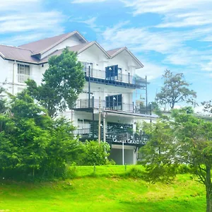 Hotel Galaxy Grand, Nuwara Eliya